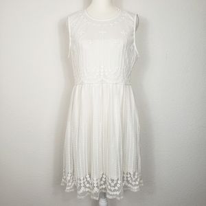 Forever 21 white lace floral sleeveless dress size large